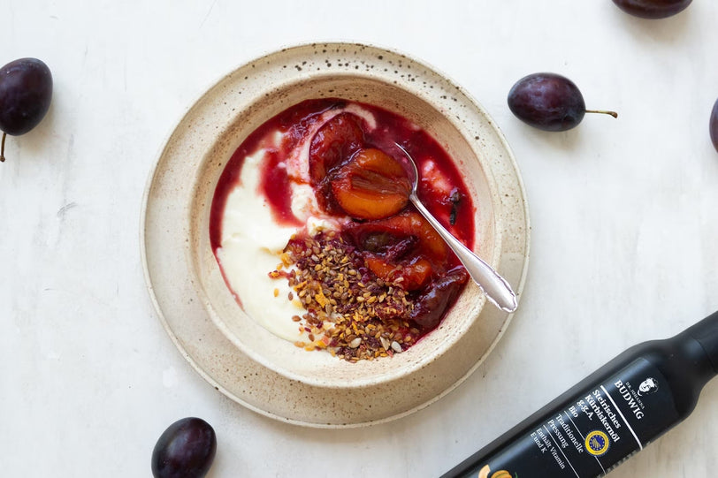 Budwig Creme mit Kürbiskernöl-Pflaumenkompott