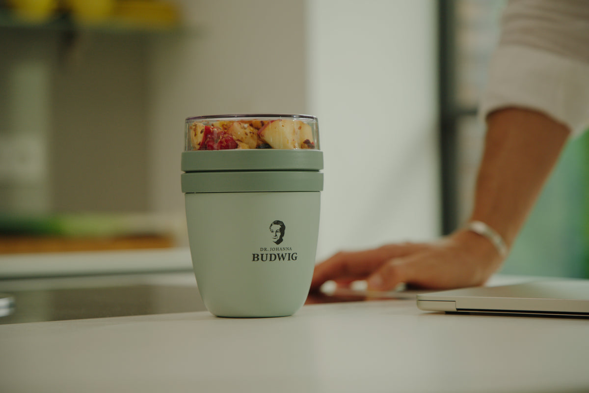 Dr. Budwig to go Becher Nordic Sage